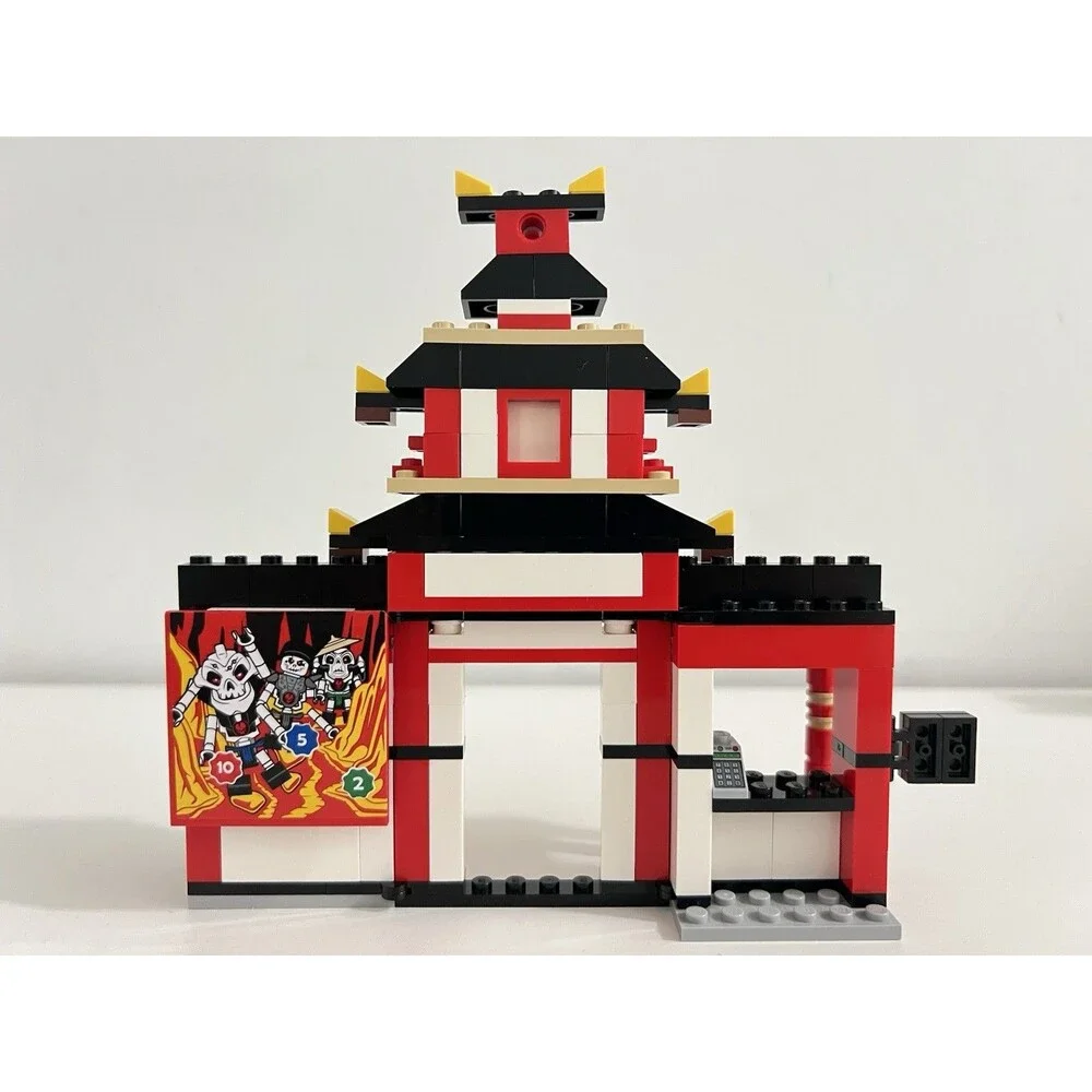 LEGO  Ninjago World 40429 Legoland Promotional Set 2020 Retired No Manual & Box